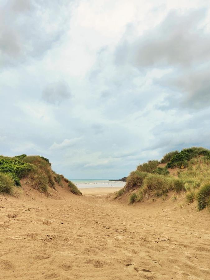 7 Putsborough - Luxury Apartment At Byron Woolacombe, Only 4 Minute Walk To Woolacombe Beach! Екстериор снимка
